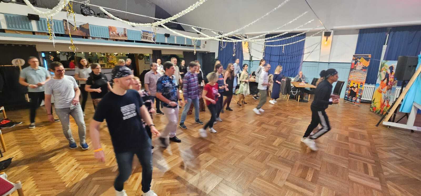 Tanzveranstaltung mit Ruddy